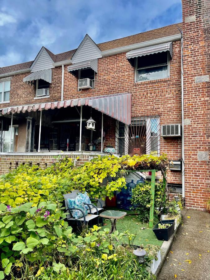 Lga Airport 3 Mins, 3 Bedroom Duplex House, Parking And Private Backyard, 9Mins Subway! New York Exterior photo